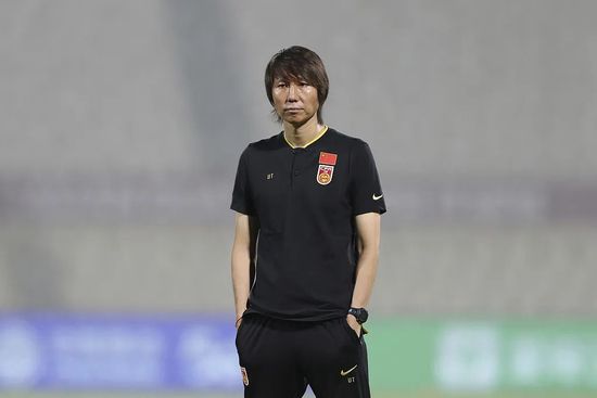 男生叉女生
