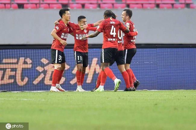 国产午夜亚洲精品第一区