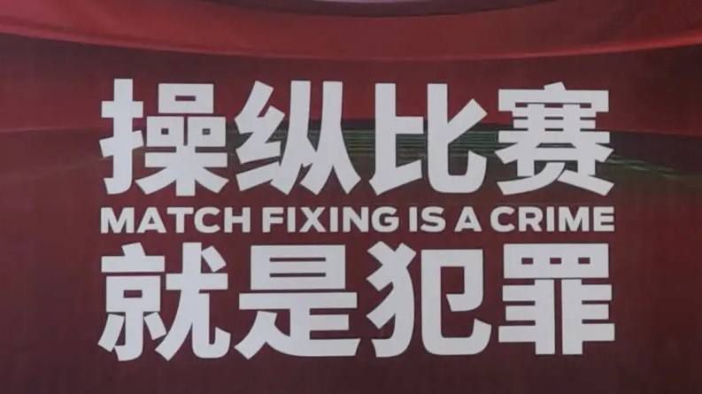 李成敏为艺术奉献的作品是什么