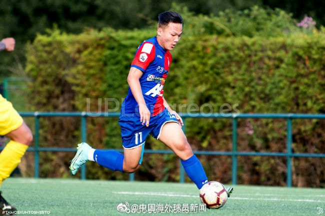 女大学生的生活